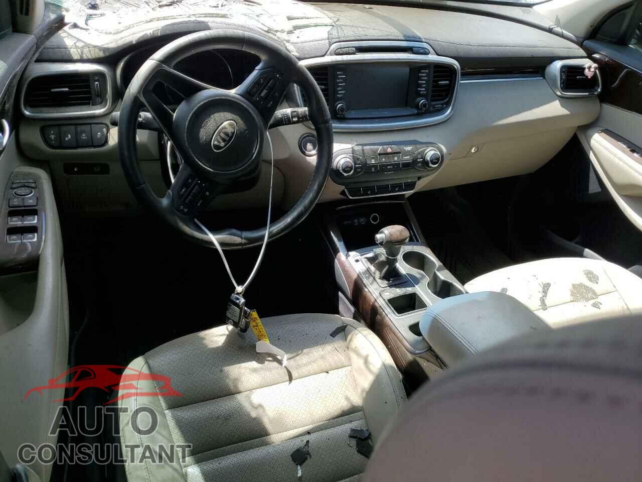 KIA SORENTO 2017 - 5XYPHDA55HG323152