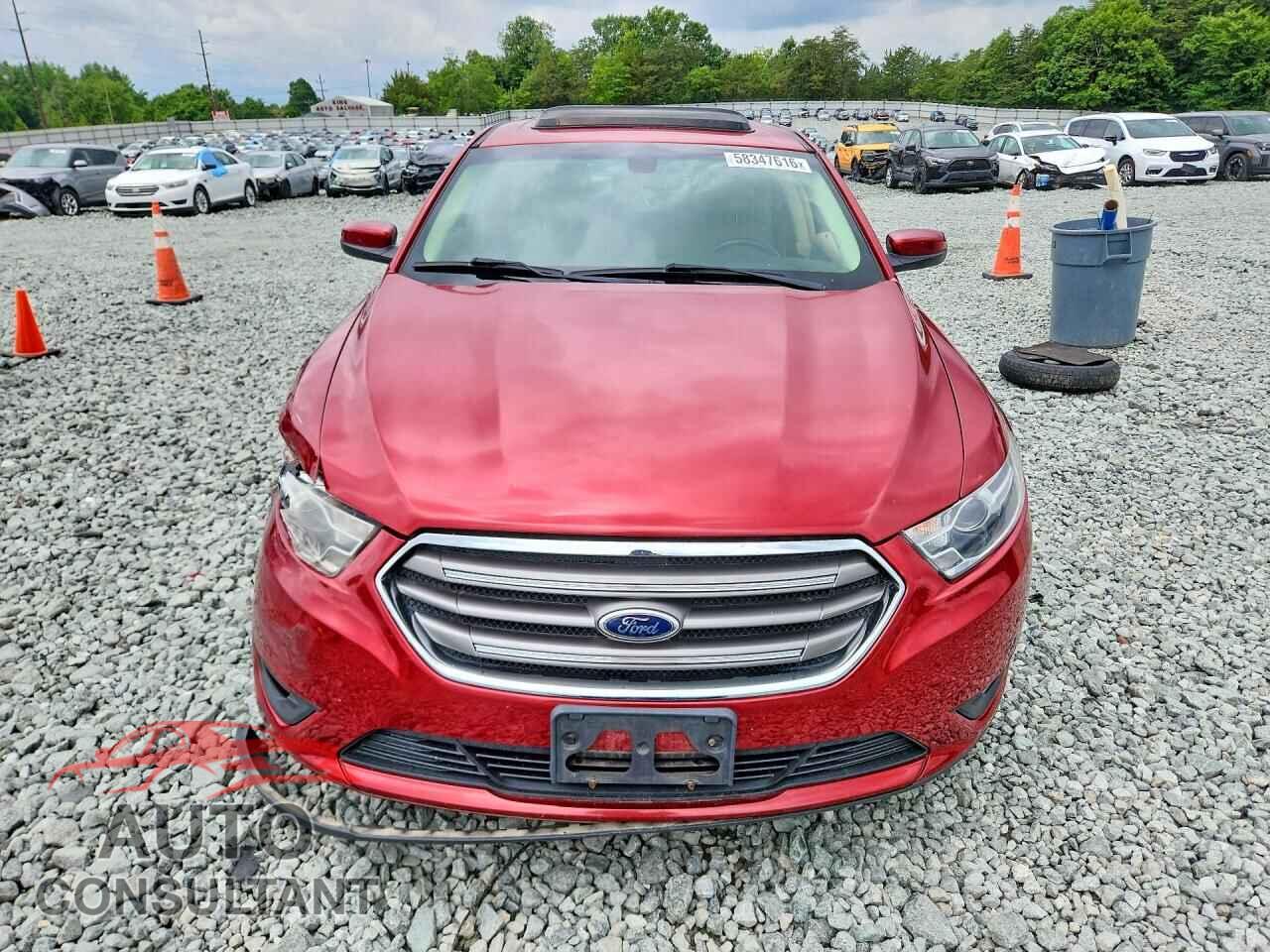 FORD TAURUS 2015 - 1FAHP2E82FG158452