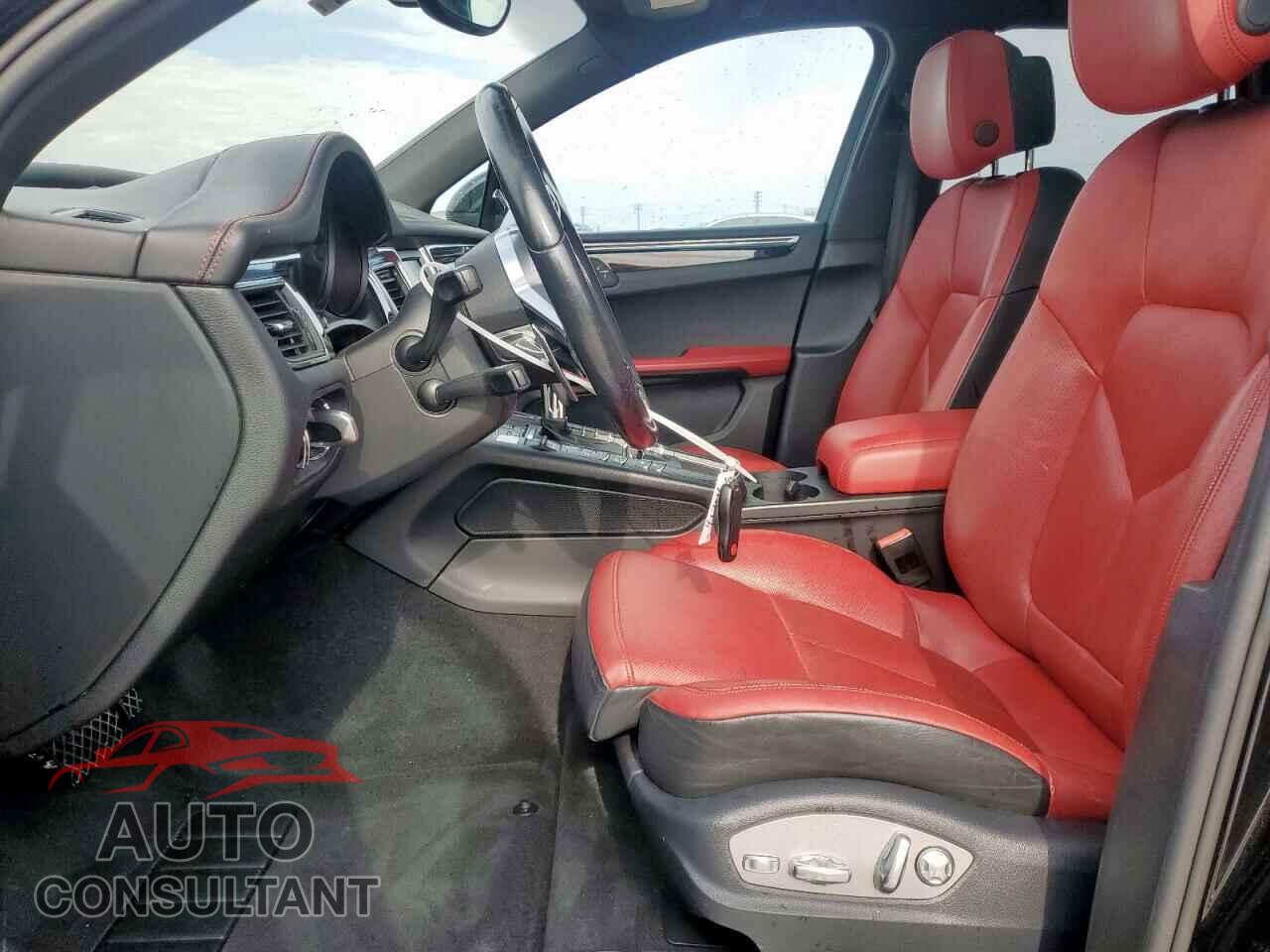 PORSCHE MACAN 2016 - WP1AB2A50GLB43607