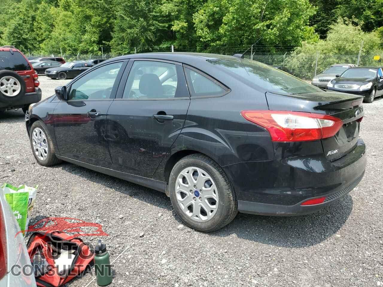 FORD FOCUS 2012 - 1FAHP3F28CL414371