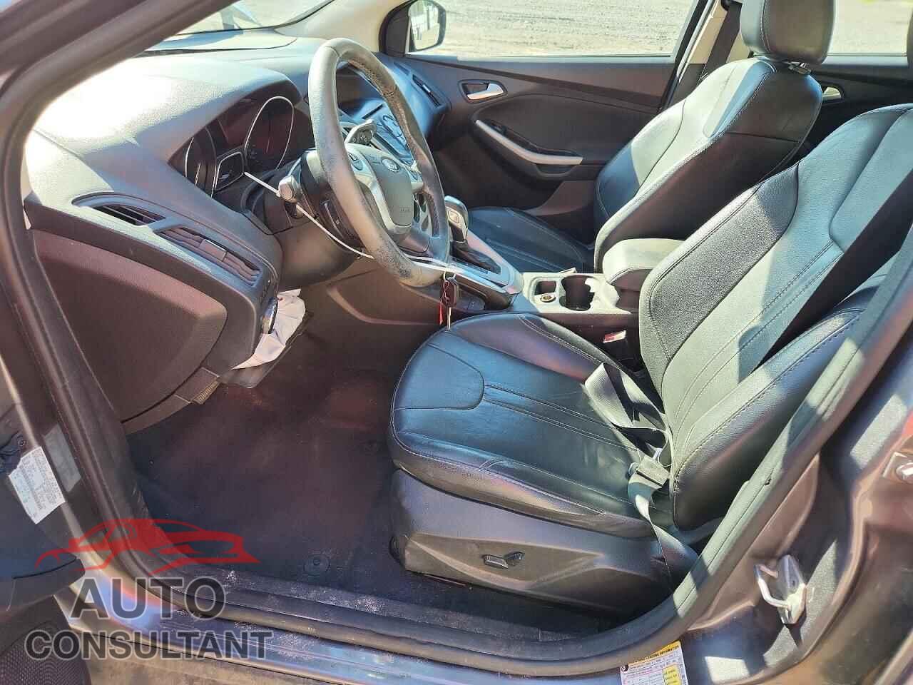 FORD FOCUS 2014 - 1FADP3F24EL151412