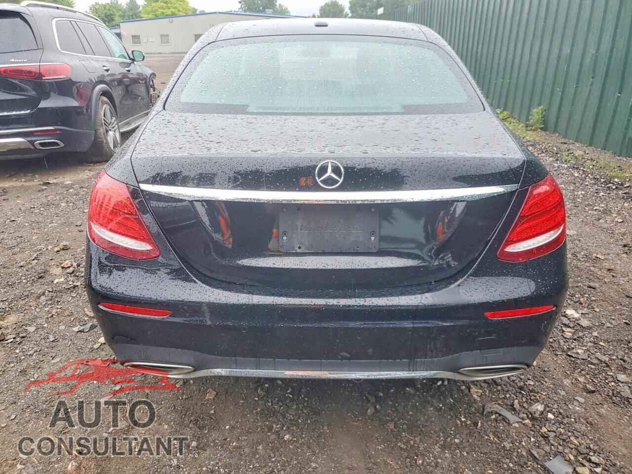 MERCEDES-BENZ E-CLASS 2018 - WDDZF4KB2JA478367