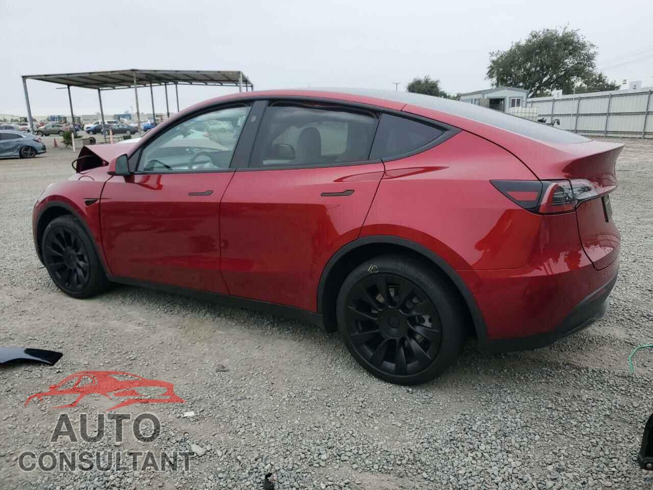 TESLA MODEL Y 2024 - 7SAYGDEE7RA252756