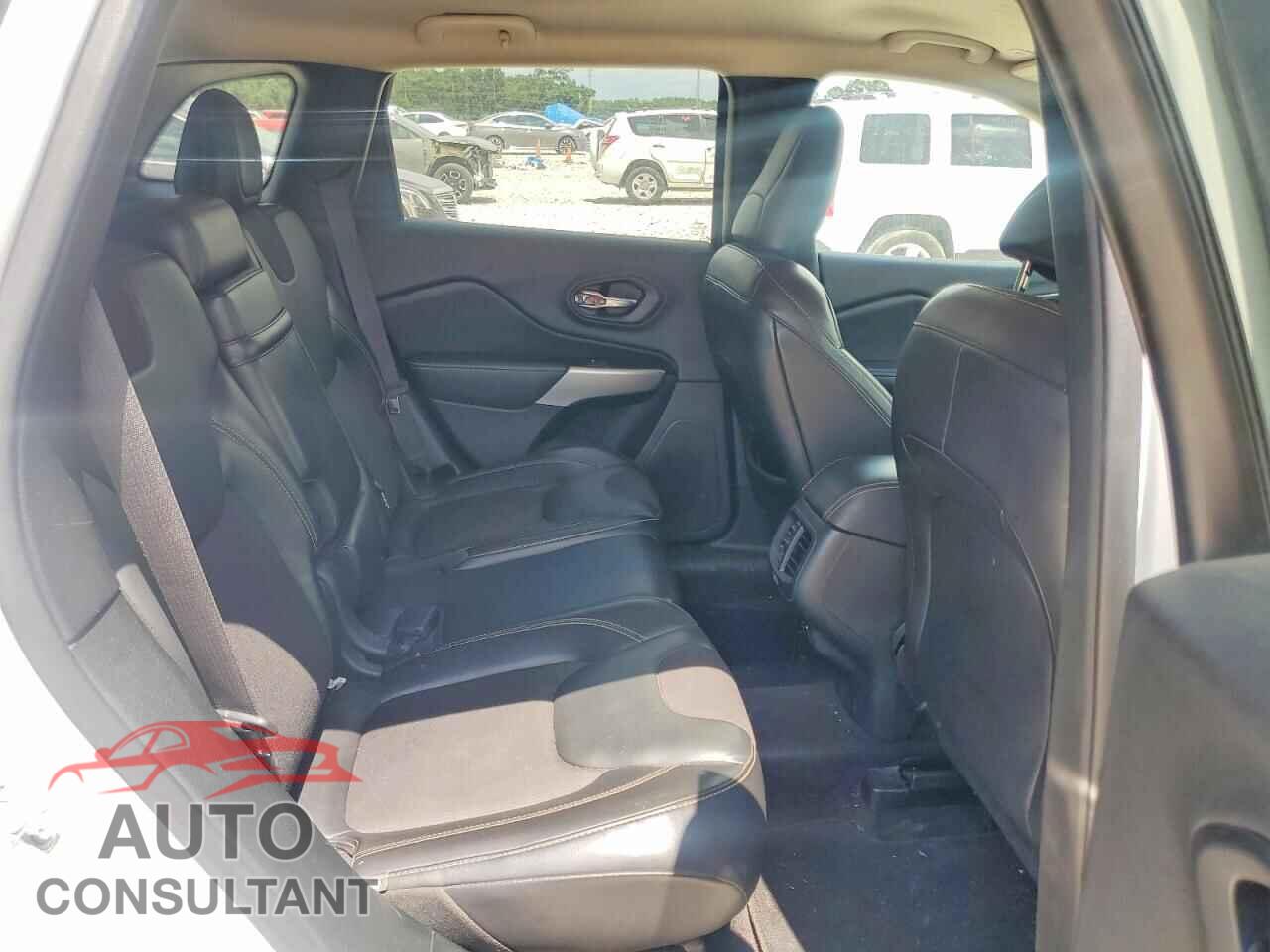 JEEP CHEROKEE 2018 - 1C4PJMLB3JD581732