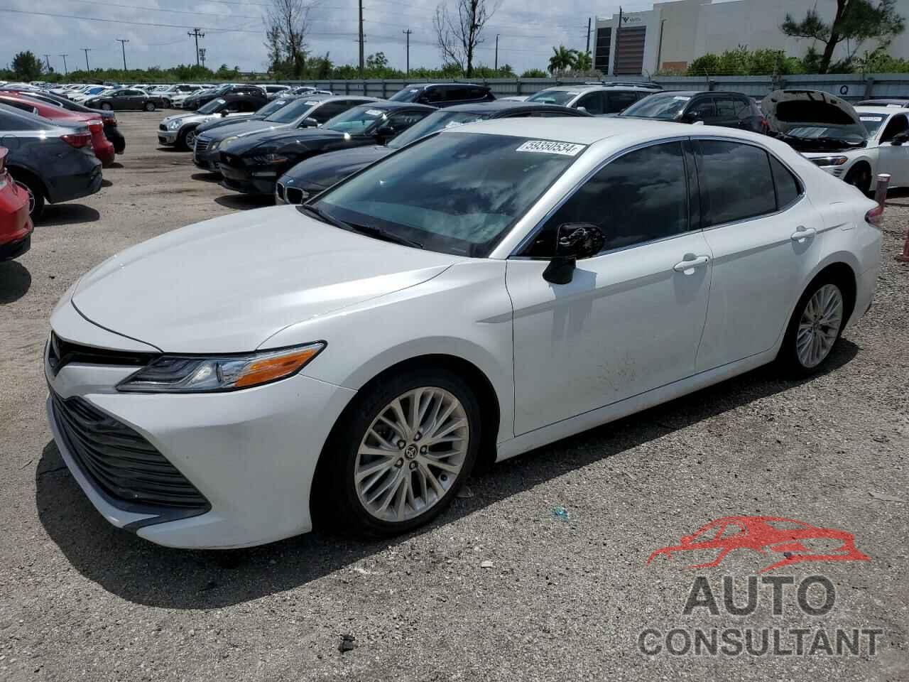 TOYOTA CAMRY 2020 - 4T1F11AK1LU389561