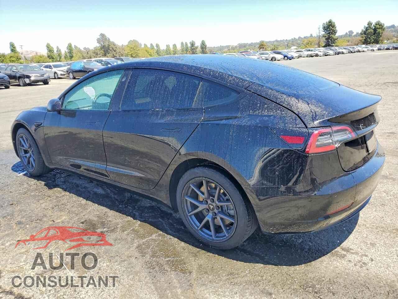 TESLA MODEL 3 2021 - 5YJ3E1EA5MF930277