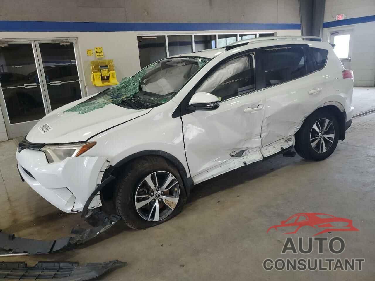 TOYOTA RAV4 2016 - JTMRFREV1GJ079455