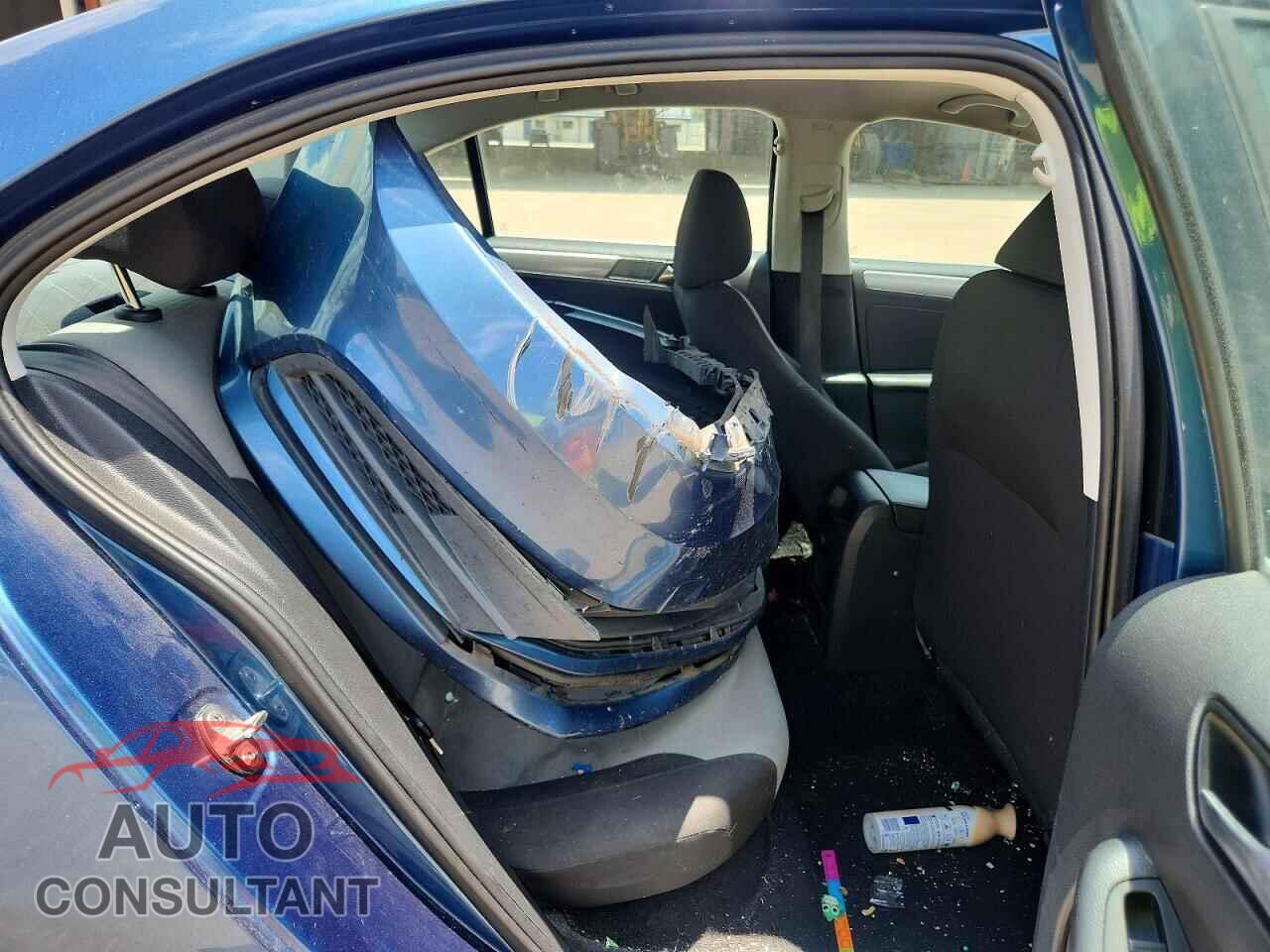 VOLKSWAGEN JETTA 2017 - 3VW2B7AJ0HM410922