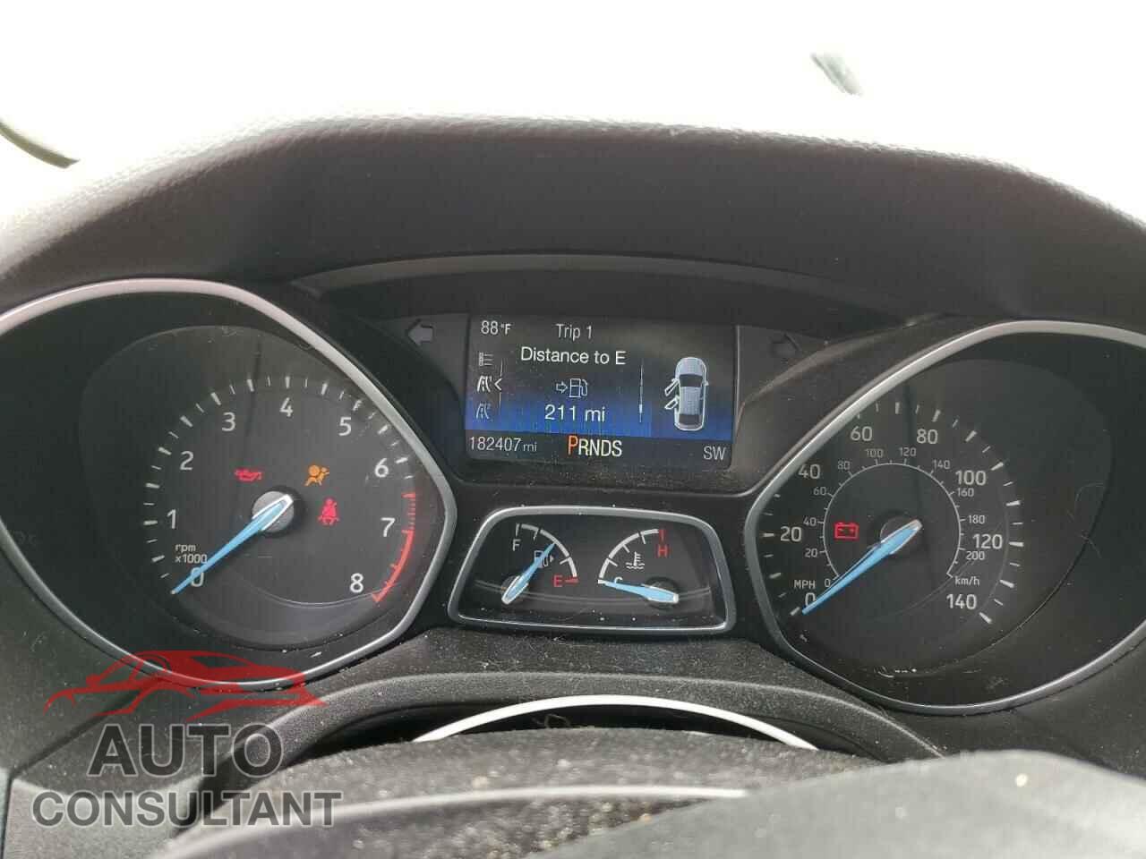 FORD FOCUS 2015 - 1FADP3F24FL357329