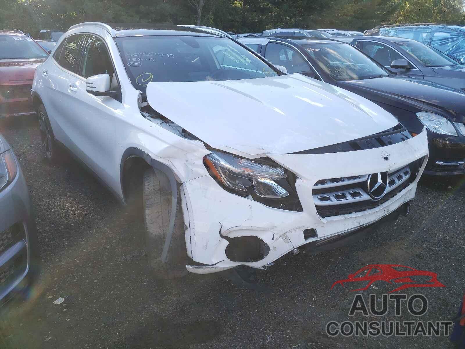 MERCEDES-BENZ GLA-CLASS 2018 - WDCTG4GB3JJ512655