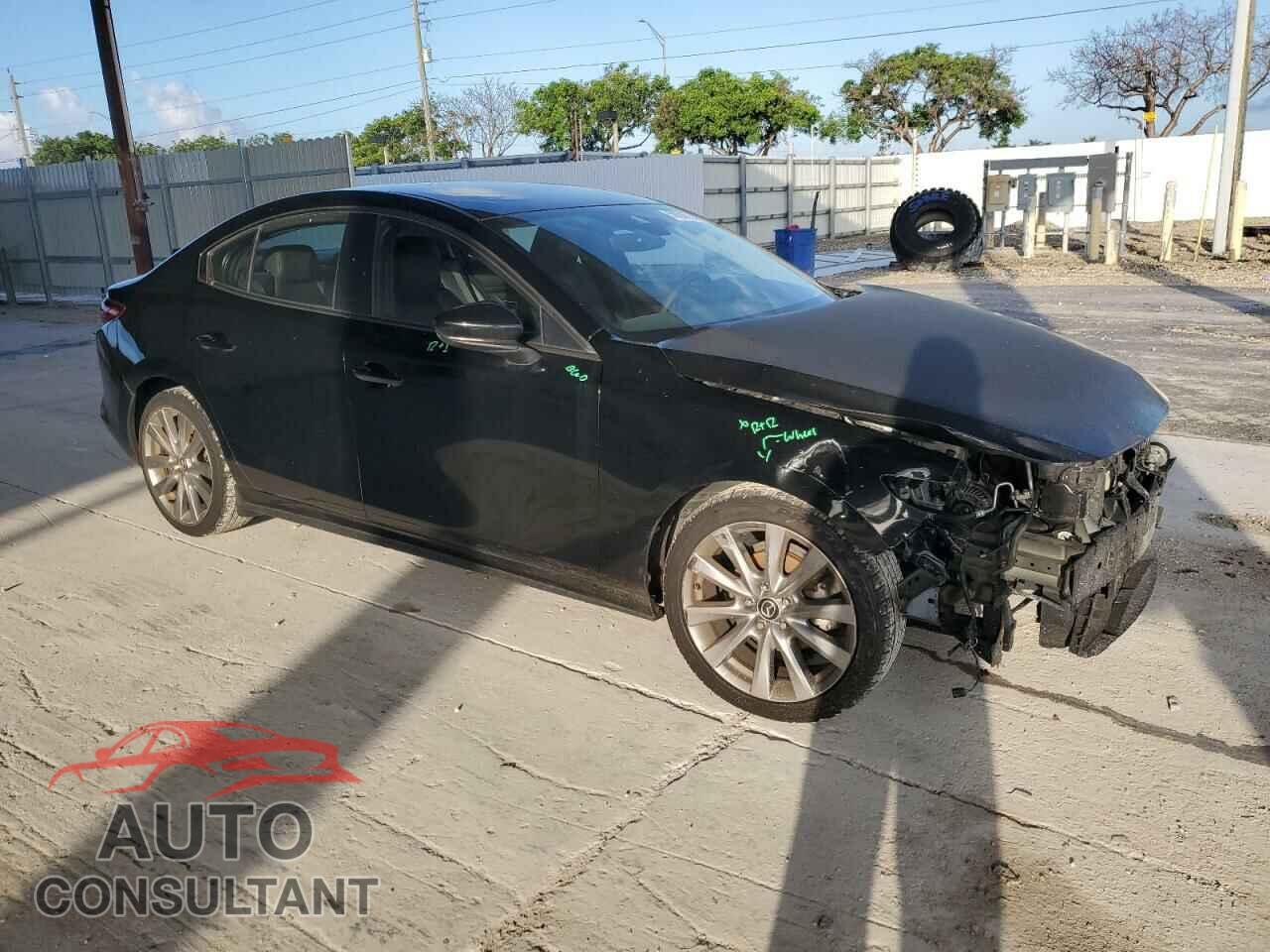 MAZDA 3 2019 - JM1BPACL0K1108700