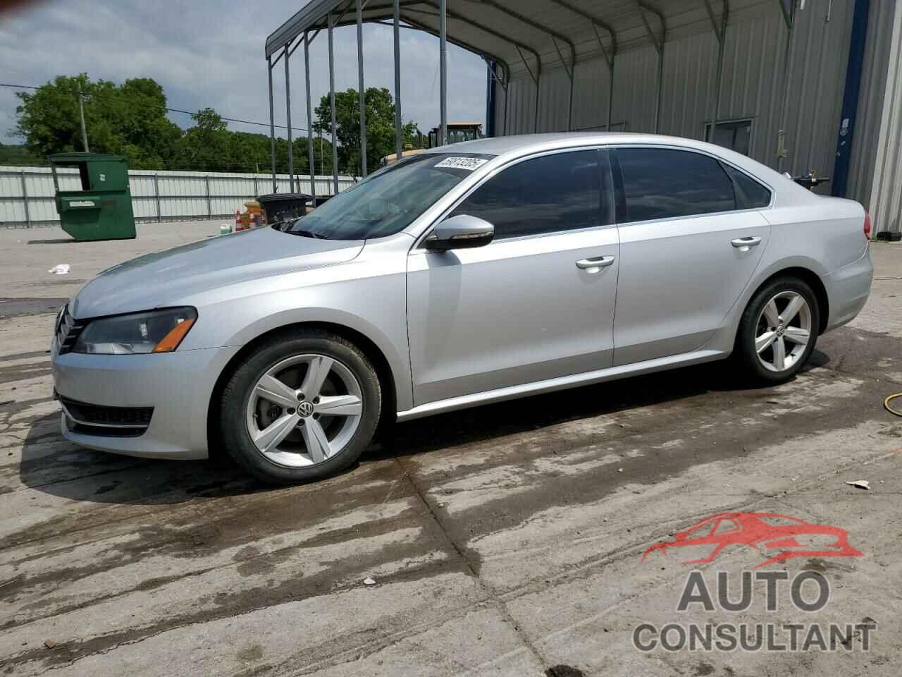 VOLKSWAGEN PASSAT 2012 - 1VWBH7A34CC070197