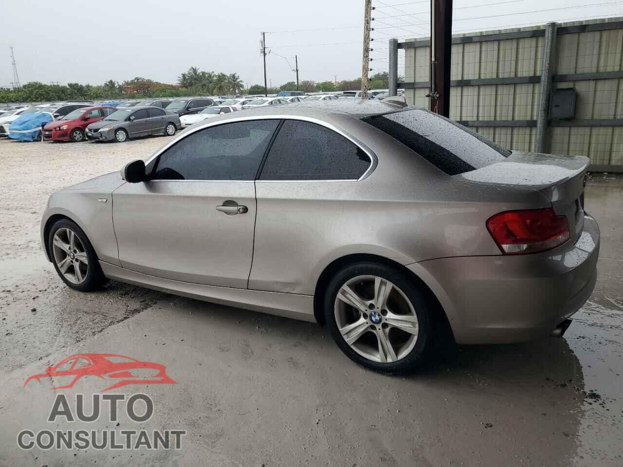 BMW 1 SERIES 2012 - WBAUP7C57CVP23331