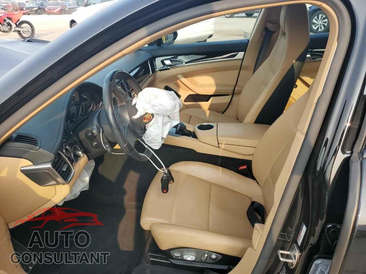 PORSCHE PANAMERA 2015 - WP0AA2A71FL004607