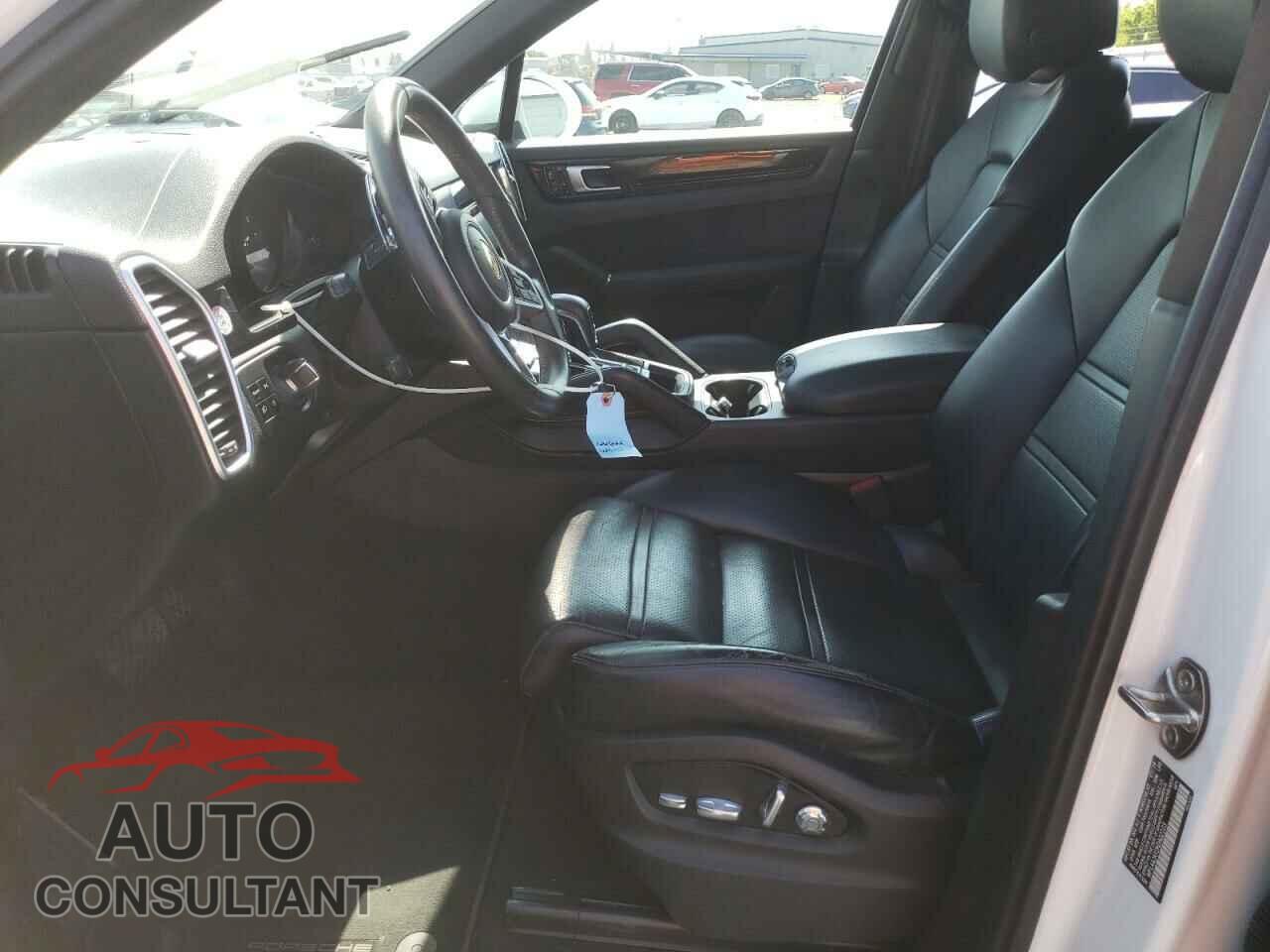PORSCHE CAYENNE 2019 - WP1AA2AY2KDA02103