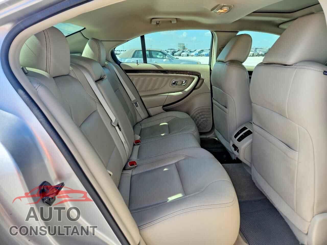 FORD TAURUS 2012 - 1FAHP2FW3CG117773