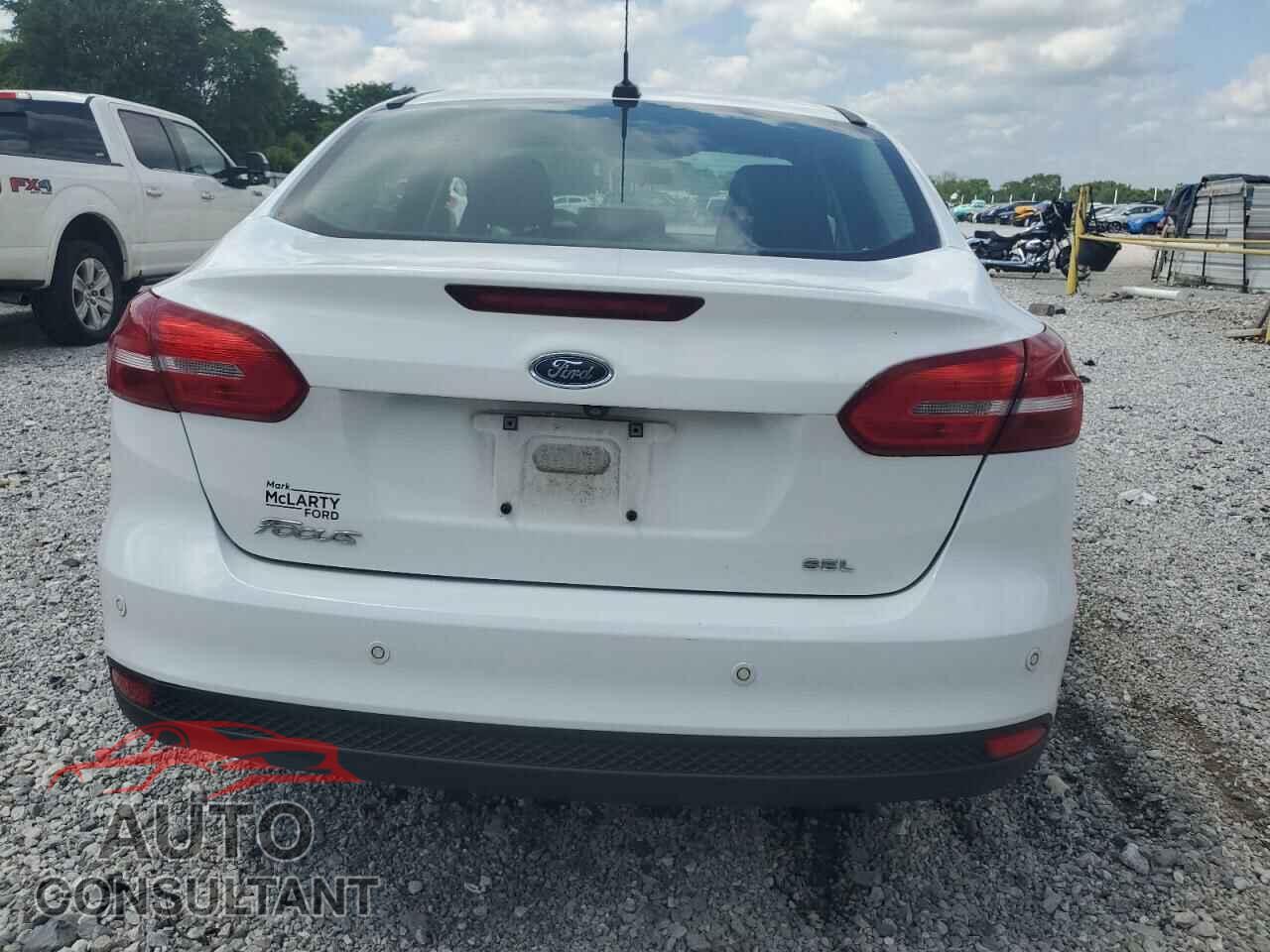 FORD FOCUS 2017 - 1FADP3H2XHL345928
