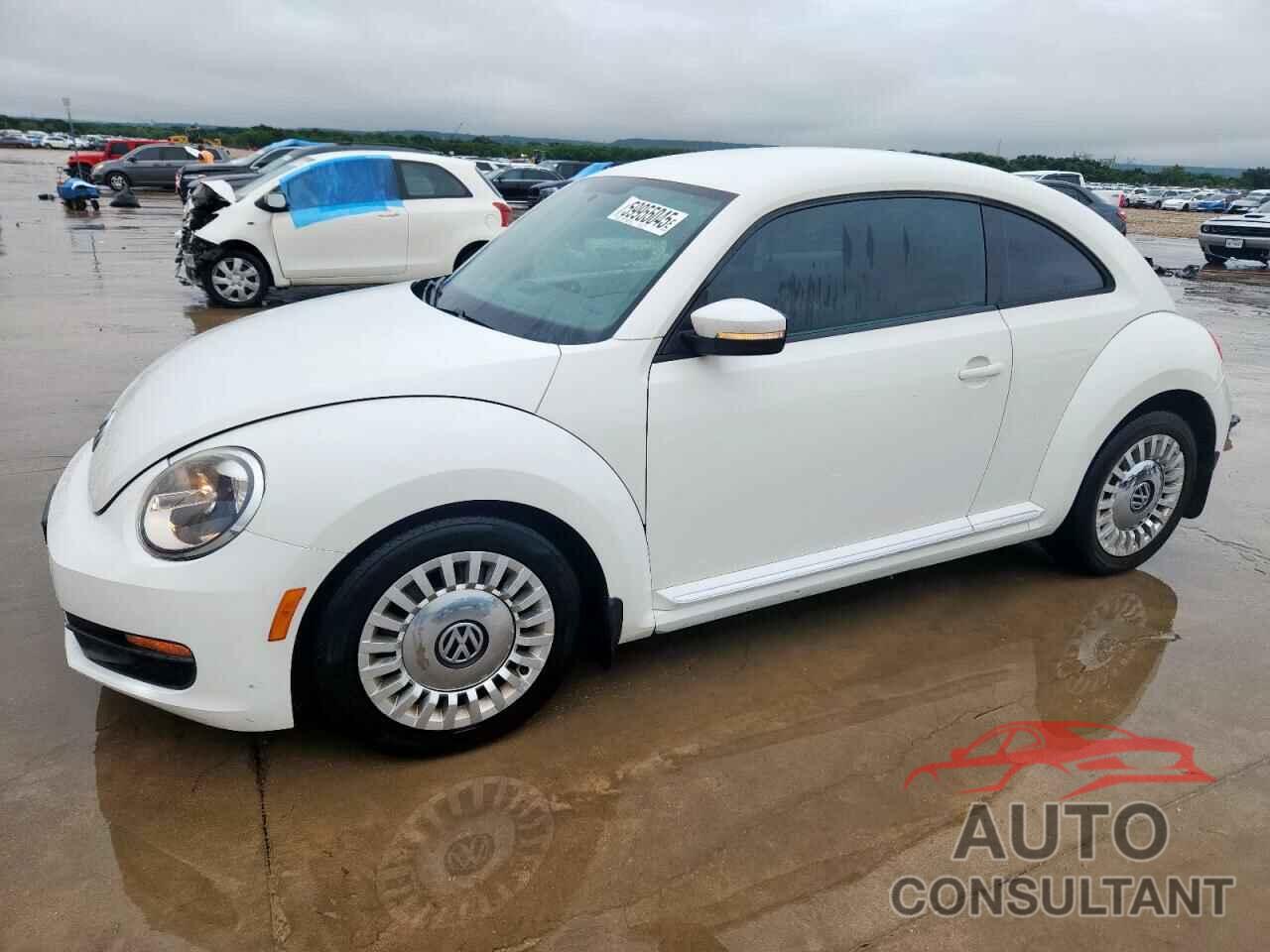 VOLKSWAGEN BEETLE 2013 - 3VWJP7AT0DM658810