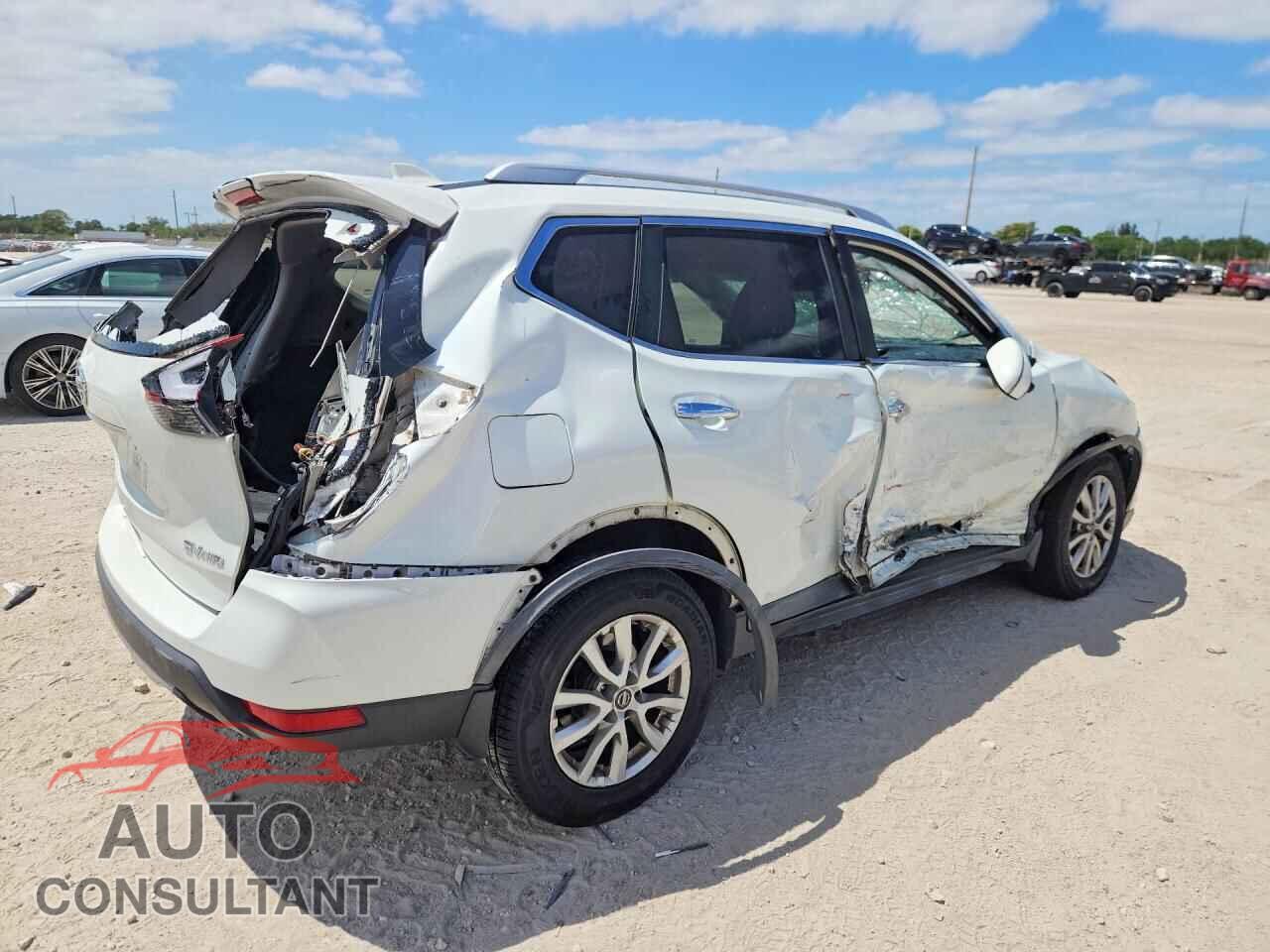 NISSAN ROGUE 2017 - KNMAT2MV5HP606202