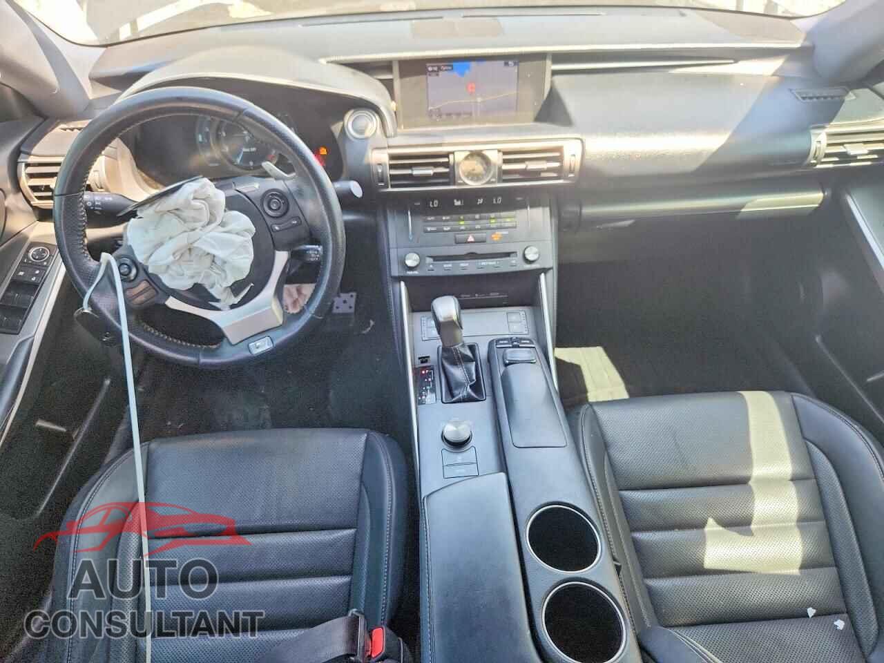 LEXUS IS 2015 - JTHCF1D28F5021816