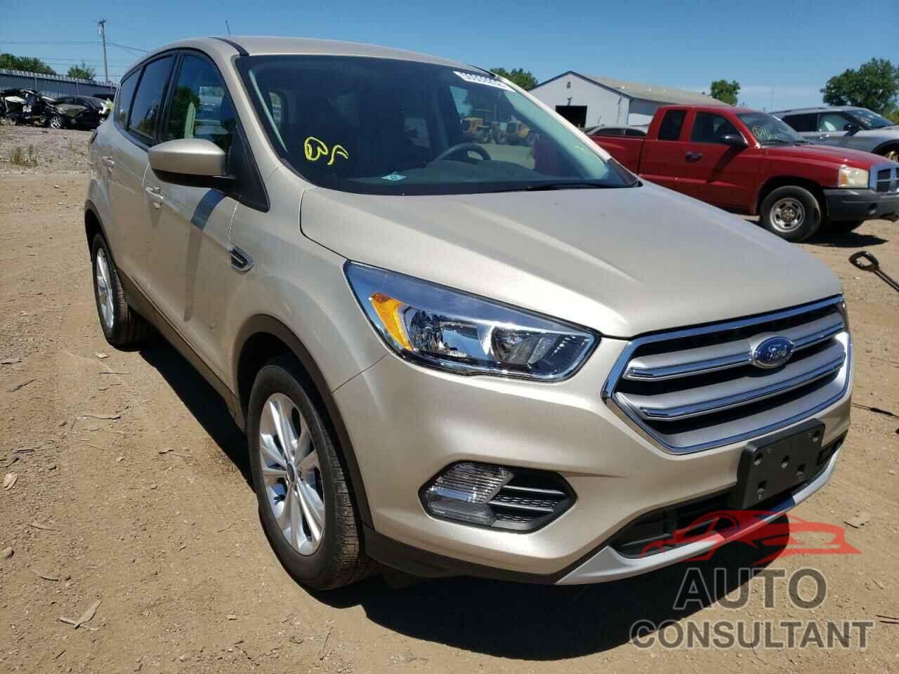 FORD ESCAPE 2017 - 1FMCU0G99HUF09946