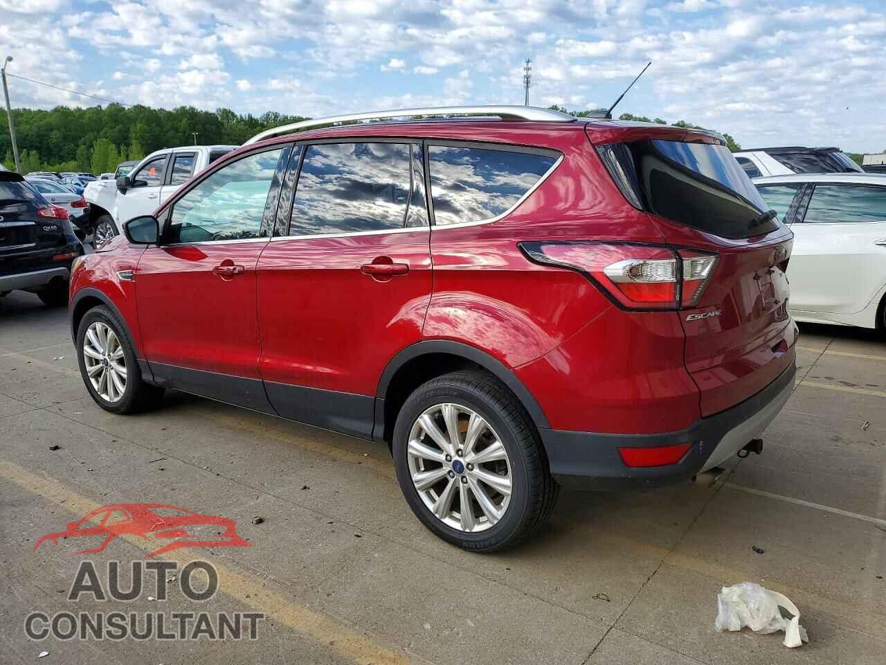 FORD ESCAPE 2017 - 1FMCU9J93HUD37636