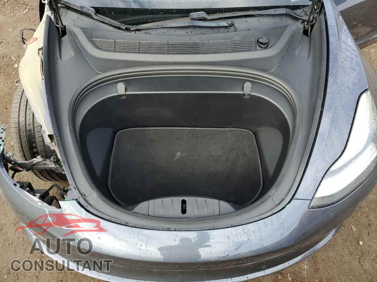 TESLA MODEL 3 2018 - 5YJ3E1EB0JF144732