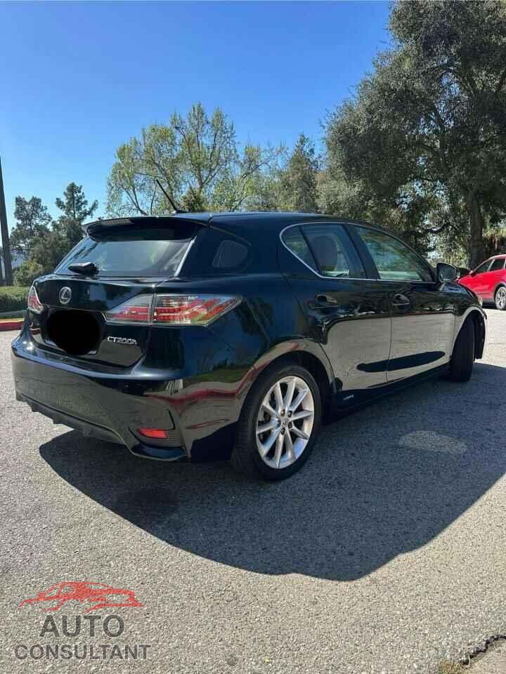 LEXUS CT 200 2013 - JTHKD5BH9D2160545
