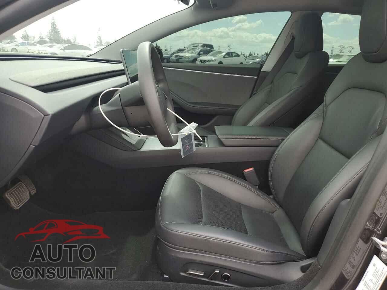 TESLA MODEL 3 2024 - 5YJ3E1EA9RF845773