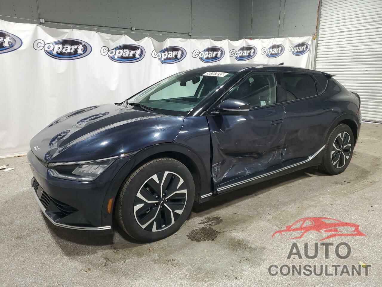 KIA EV6 LIGHT 2023 - KNDC34LA1P5156951