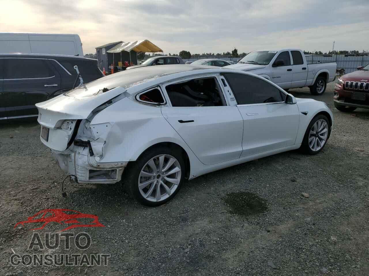 TESLA MODEL 3 2019 - 5YJ3E1EA7KF543016