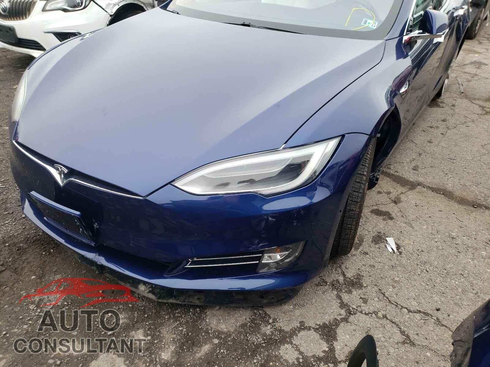 TESLA MODEL S 2018 - 5YJSA1E22JF239980