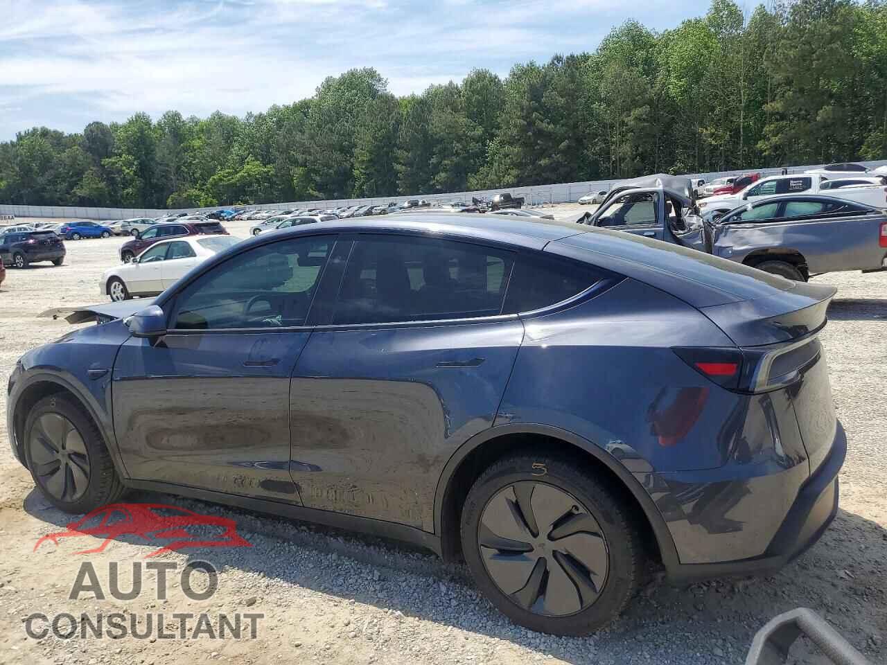 TESLA MODEL Y 2026 - 7SAYGDEE4TA397535