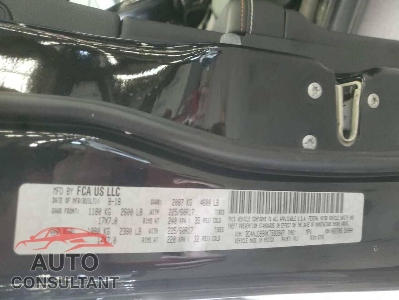 JEEP COMPASS 2019 - 3C4NJDBB0KT593907