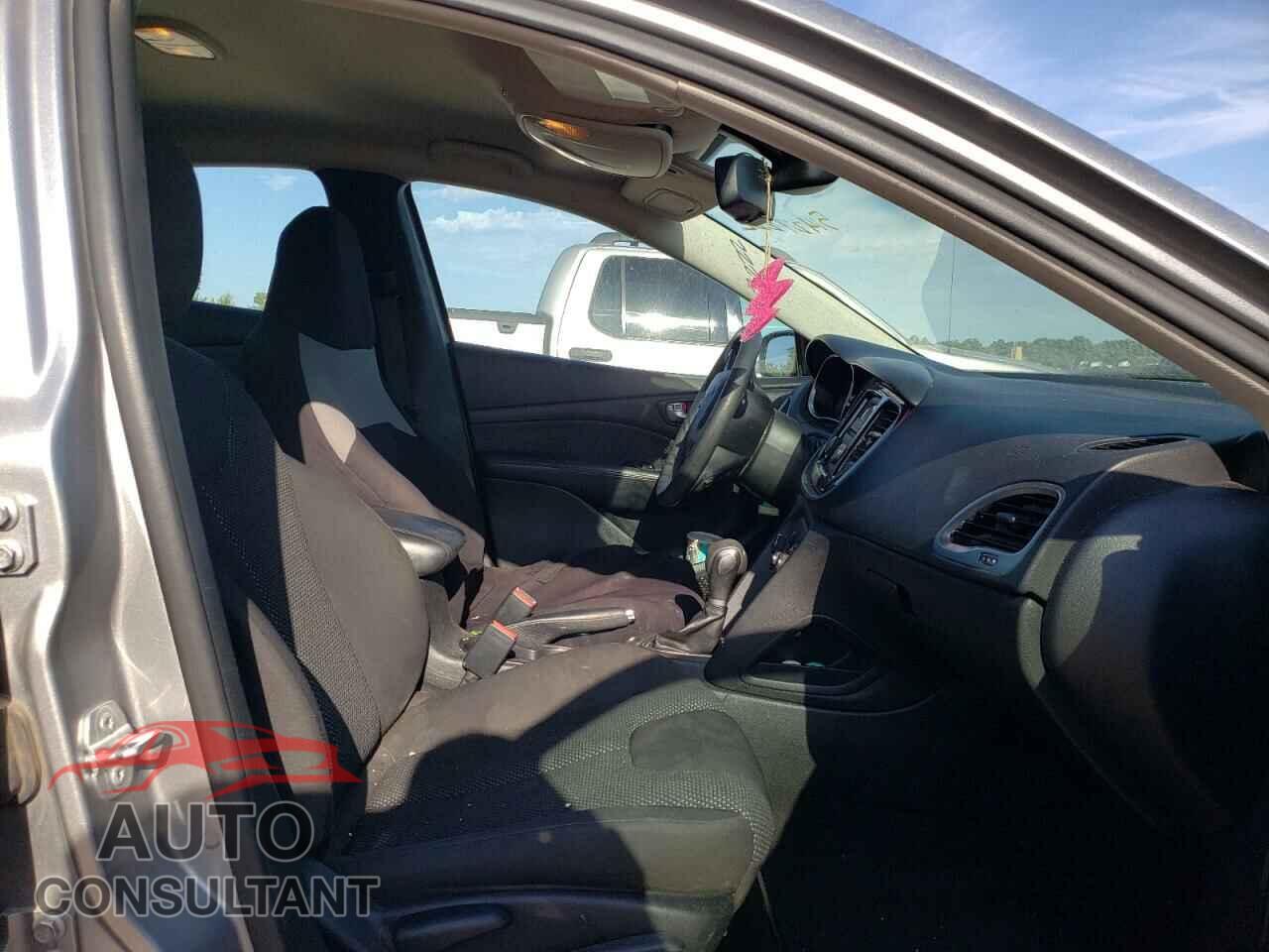 DODGE DART 2016 - 1C3CDFAAXGD644981