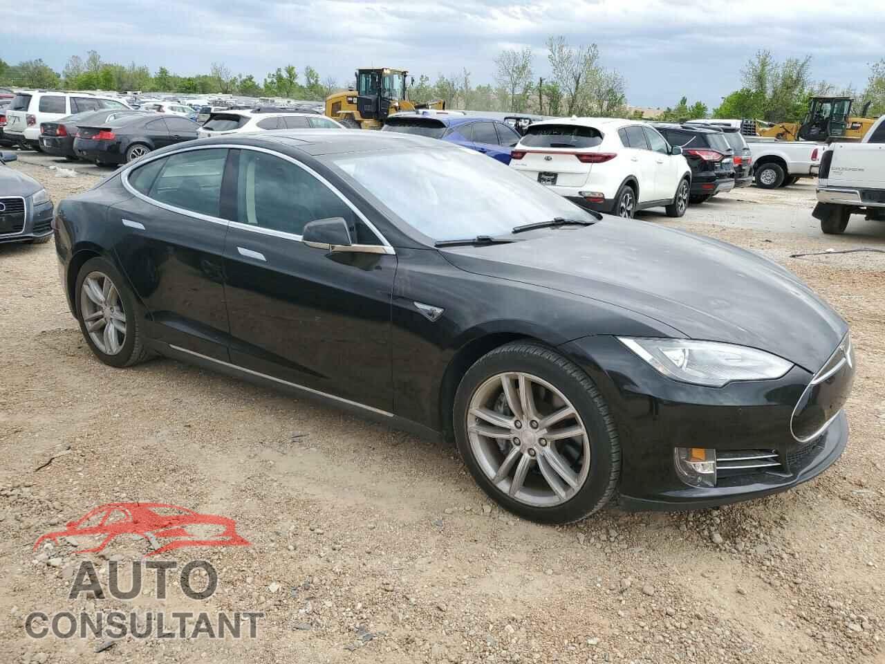 TESLA MODEL S 2014 - 5YJSA1S1XEFP51455