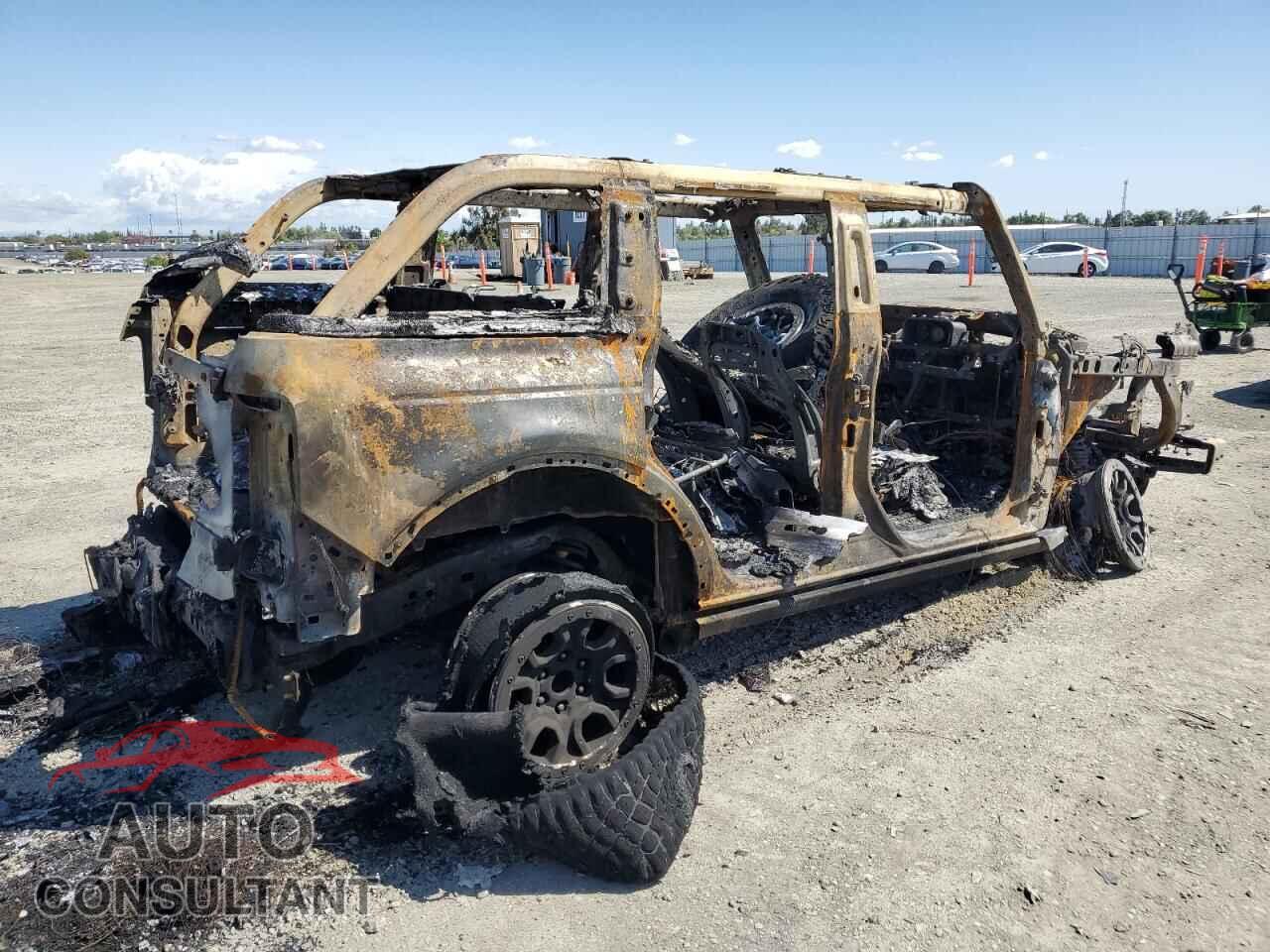 FORD BRONCO 2022 - 1FMEE5DP9NLB36527