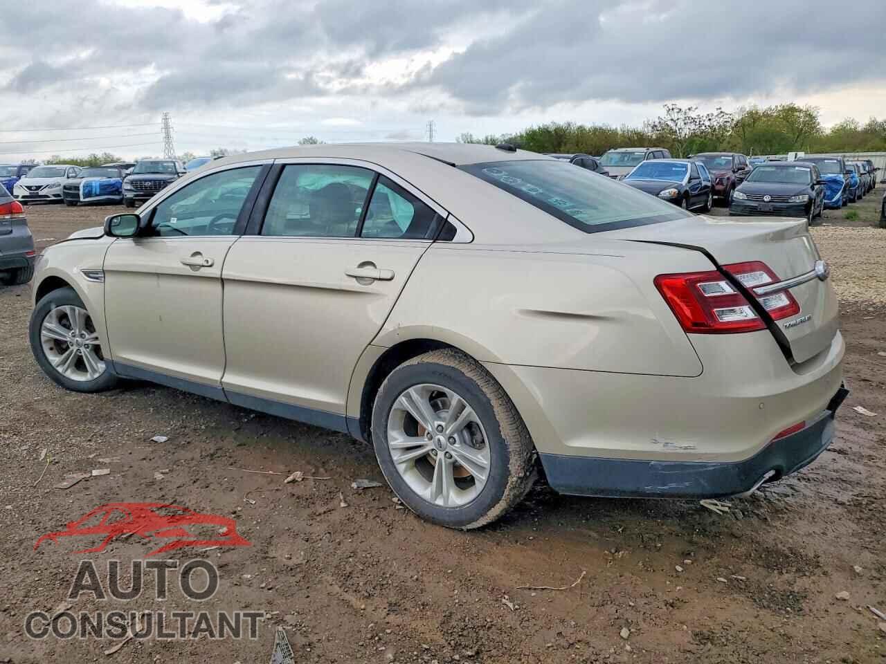 FORD TAURUS 2017 - 1FAHP2E81HG146540