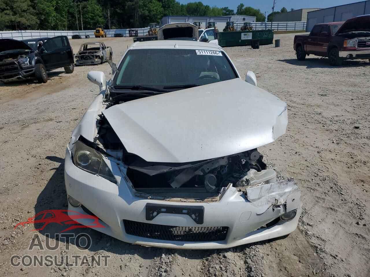 LEXUS IS 2012 - JTHFF2C27C2525906