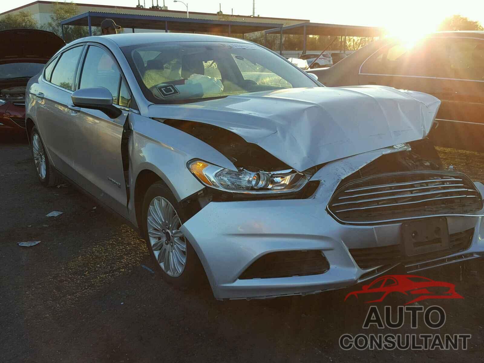 FORD FUSION 2015 - 3FA6P0UU3FR185257