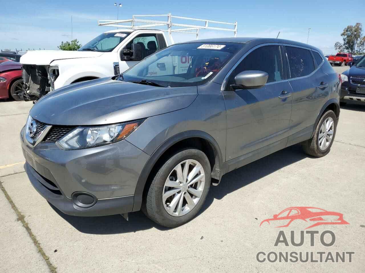 NISSAN ROGUE 2017 - JN1BJ1CP4HW031106