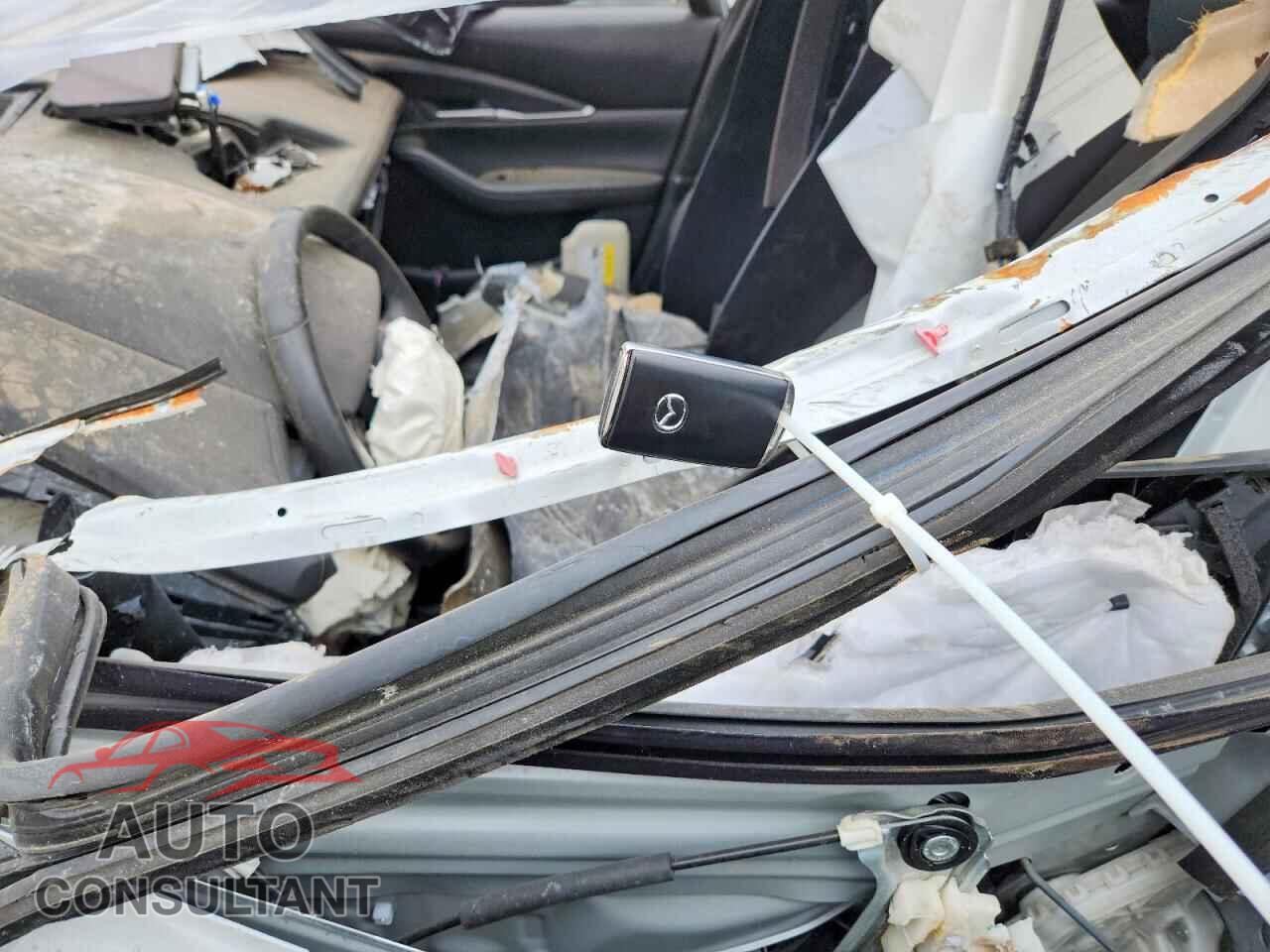 MAZDA CX30 2025 - 3MVDMBBM0SM807635