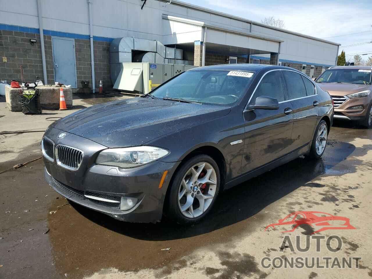 BMW 5 SERIES 2013 - WBAXH5C51DD111003