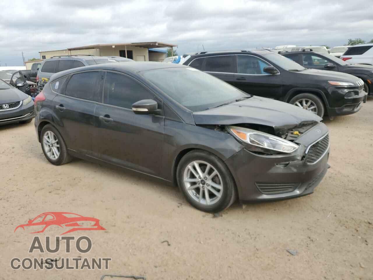 FORD FOCUS 2017 - 1FADP3K23HL318935