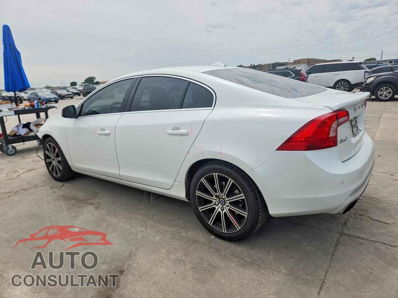 VOLVO S60 2016 - LYV402FK2GB100572