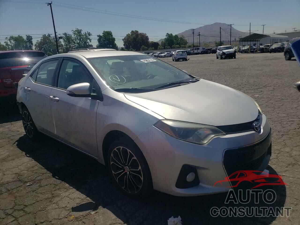 TOYOTA COROLLA 2016 - 5YFBURHE9GP551609
