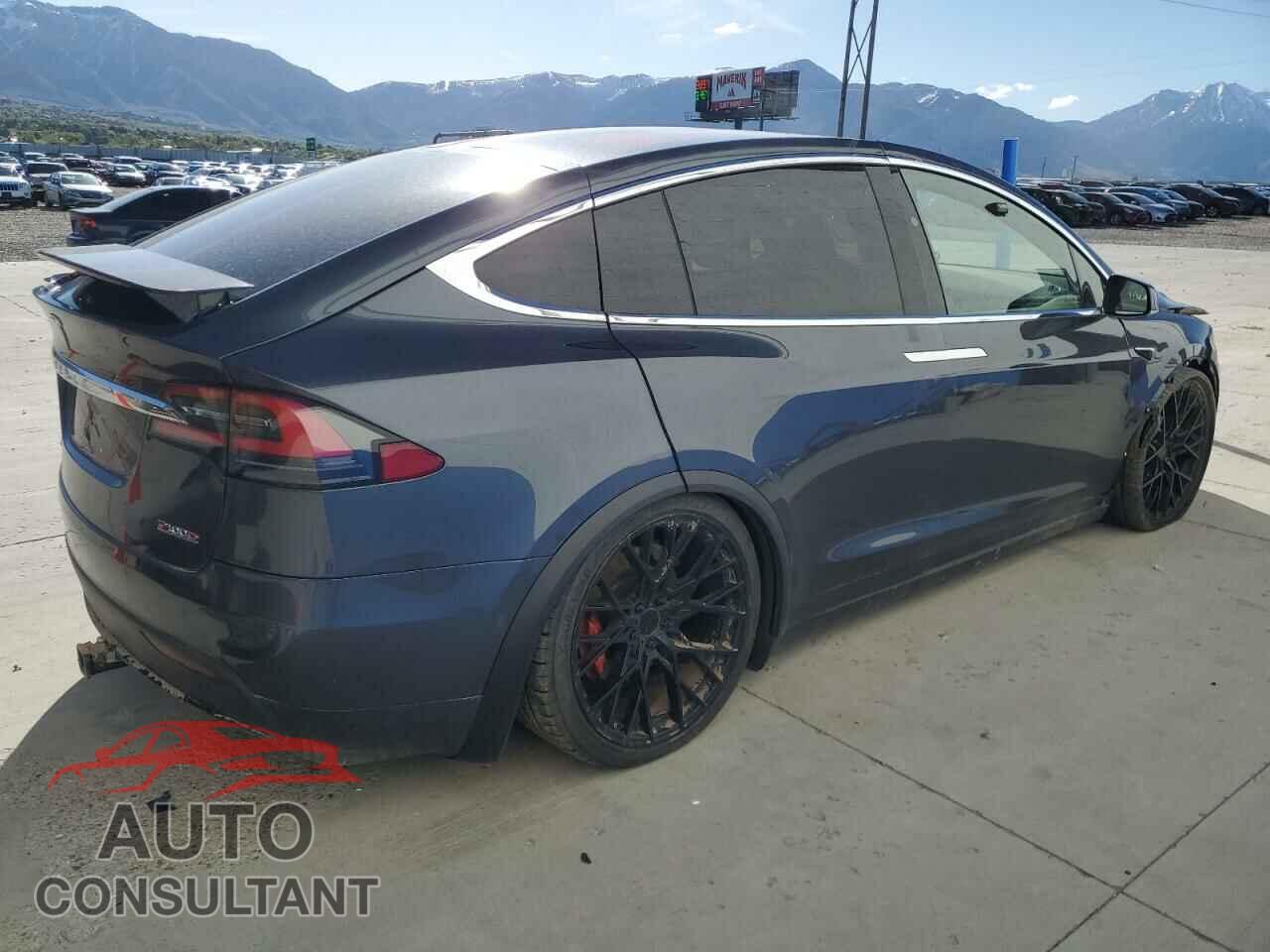 TESLA MODEL X 2017 - 5YJXCBE49HF051782