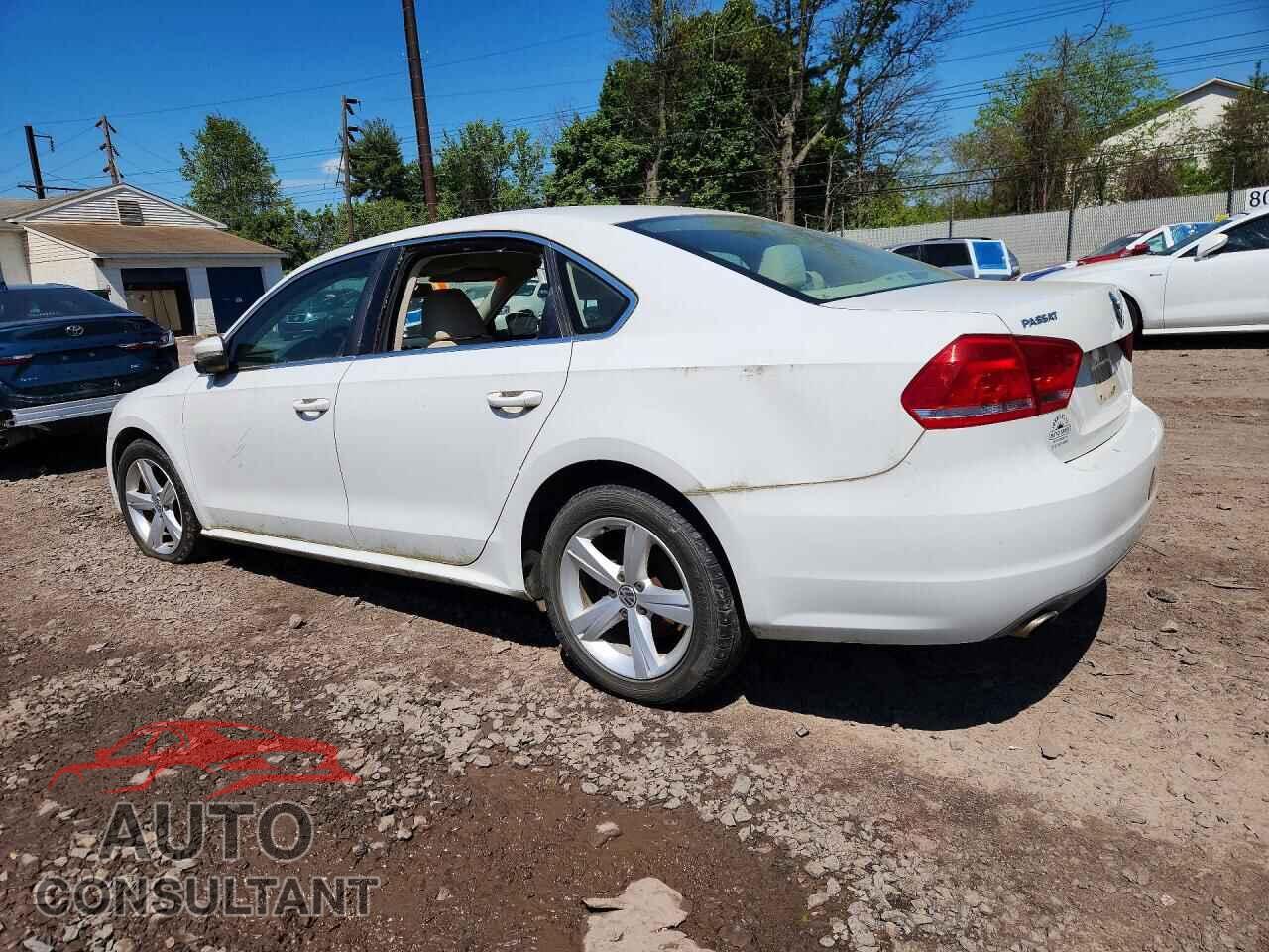 VOLKSWAGEN PASSAT 2013 - 1VWBP7A31DC043804