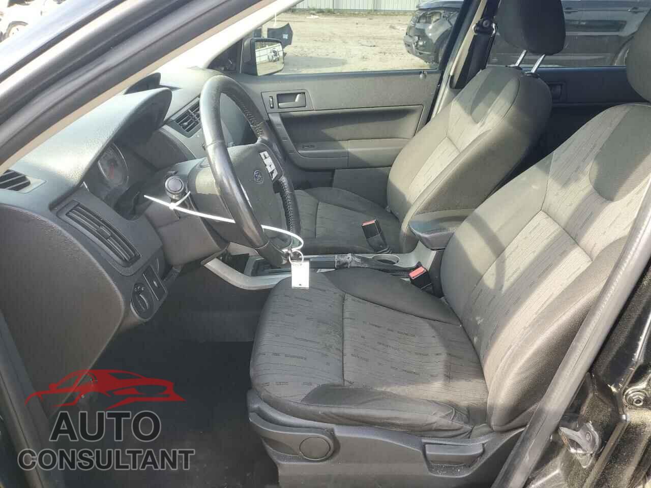 FORD FOCUS 2009 - 1FAHP35N89W124585