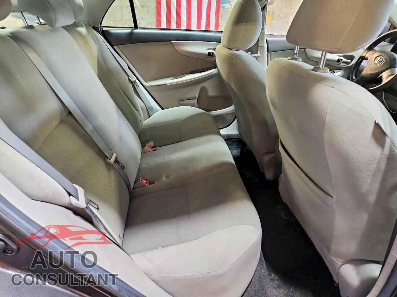TOYOTA COROLLA 2013 - 2T1BU4EEXDC101440